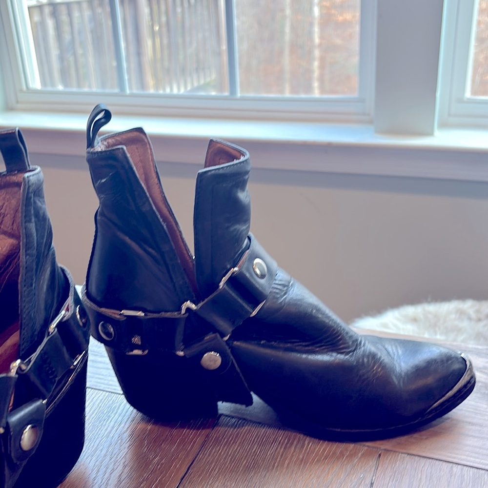 Jeffrey Campbell black orwell harness booties leather short boots moto buckle 8 - Picture 5 of 11